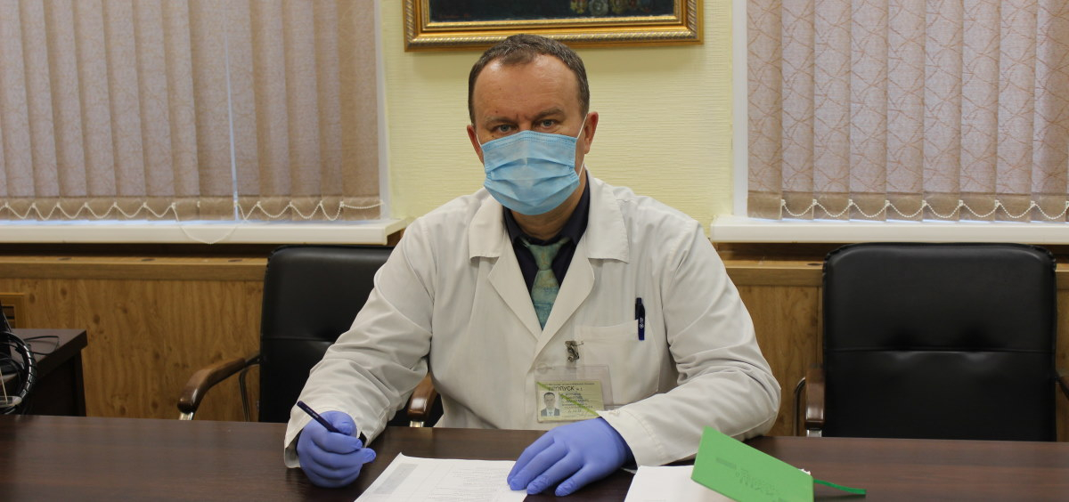 Дмитрий Антонов, главный врач КДКБ, доктор медицинских наук подвел основные итоги уходящего года для жизни клиники.