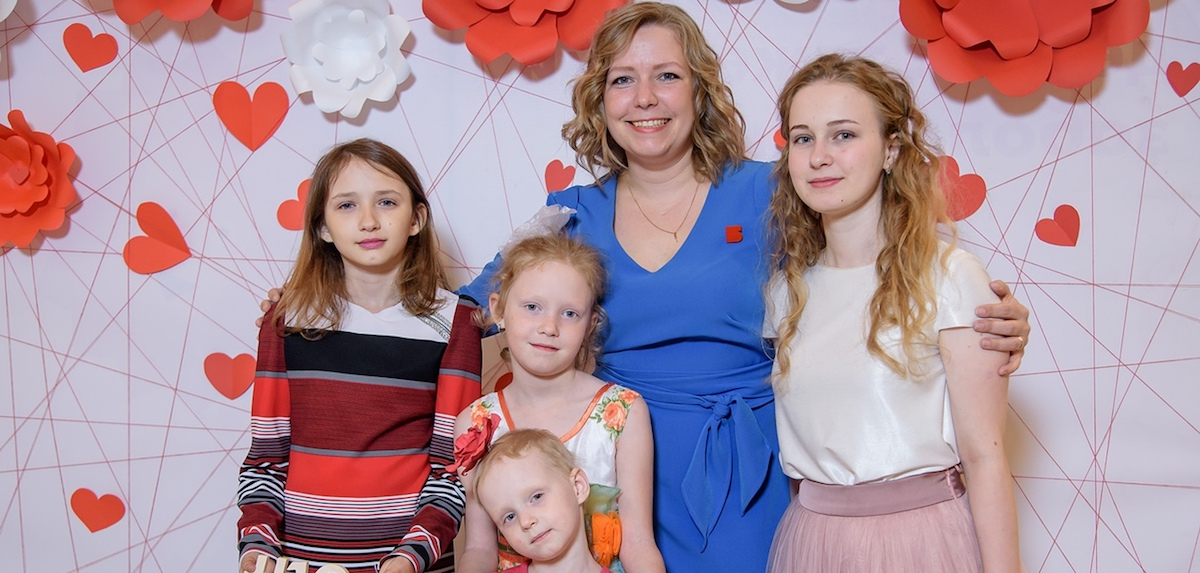 «Мы просто живем помощью детям, хотим быть рядом, когда сложно»: интервью с Татьяной Голубаевой, директором благотворительного фонда